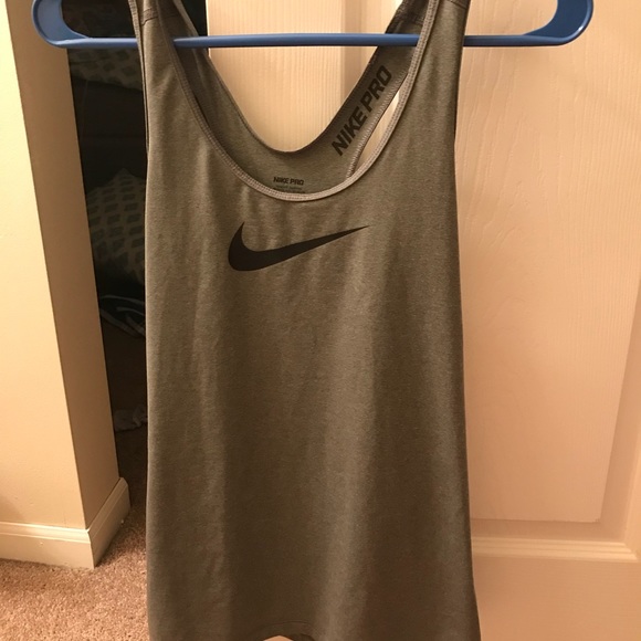 Gym tank. - Picture 2 of 2